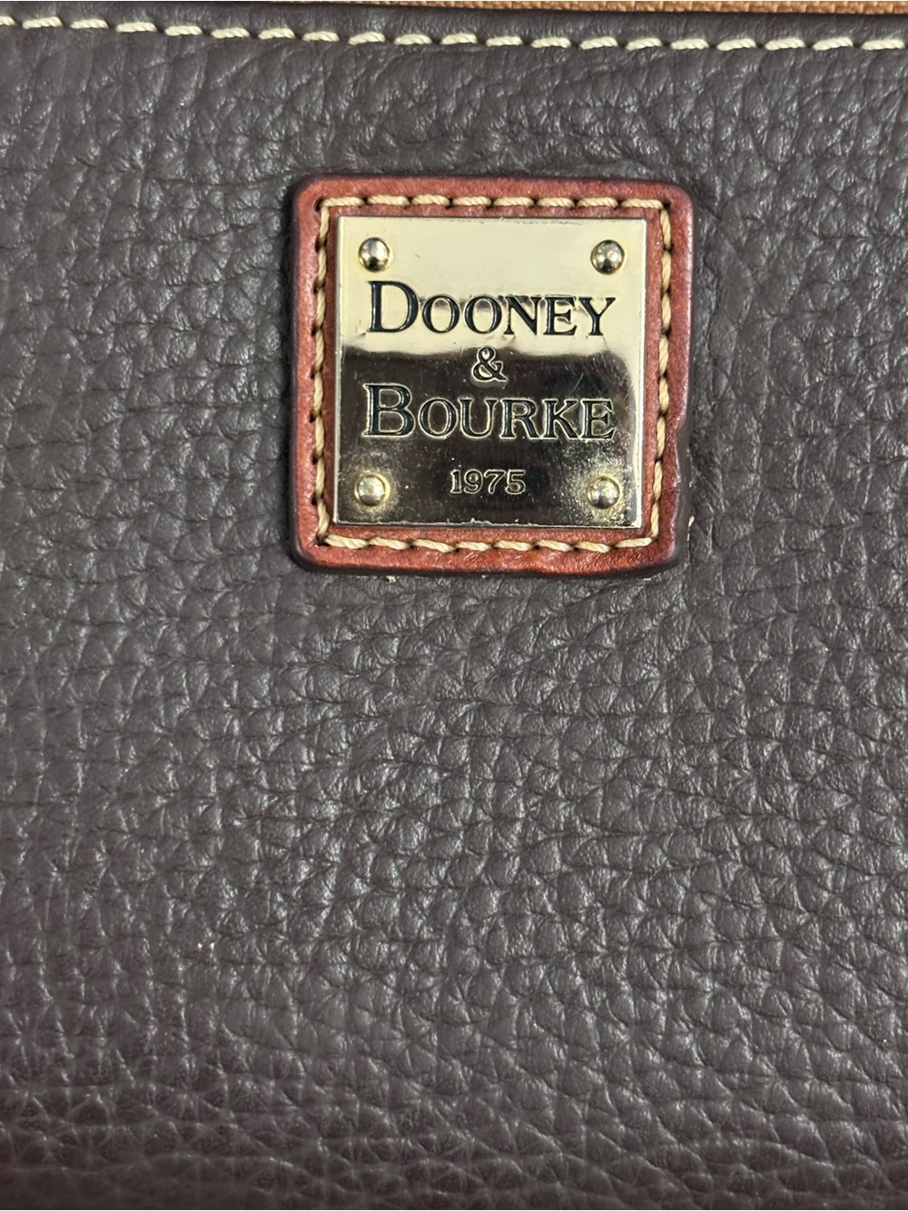 Dooney & Bourke Dark Brown Pebbled Leather Zip Wallet with Tan Trim - Picture 2 of 9